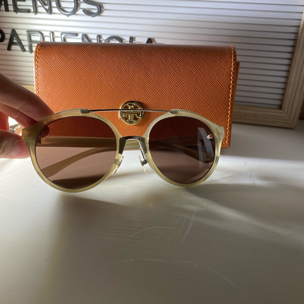 Tory Burch glasses